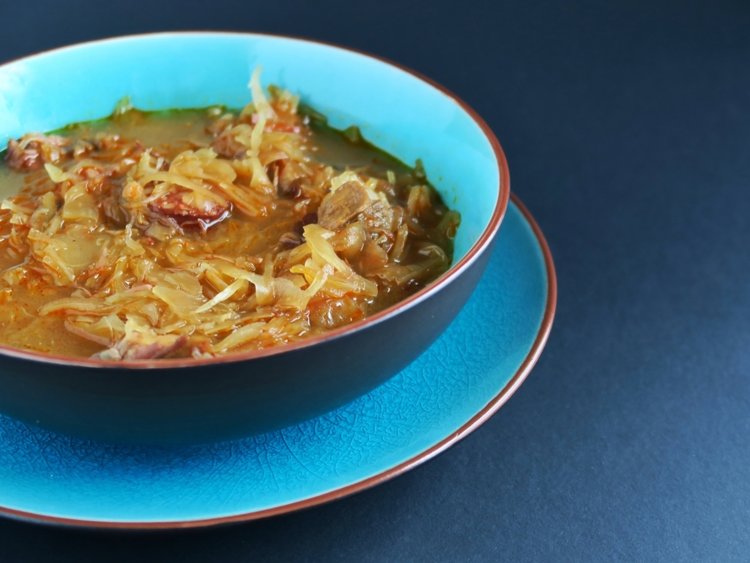 A leadott súly valószínűleg visszajön, miután leáll a káposztaleves diétával. Artelier /Shutterstock